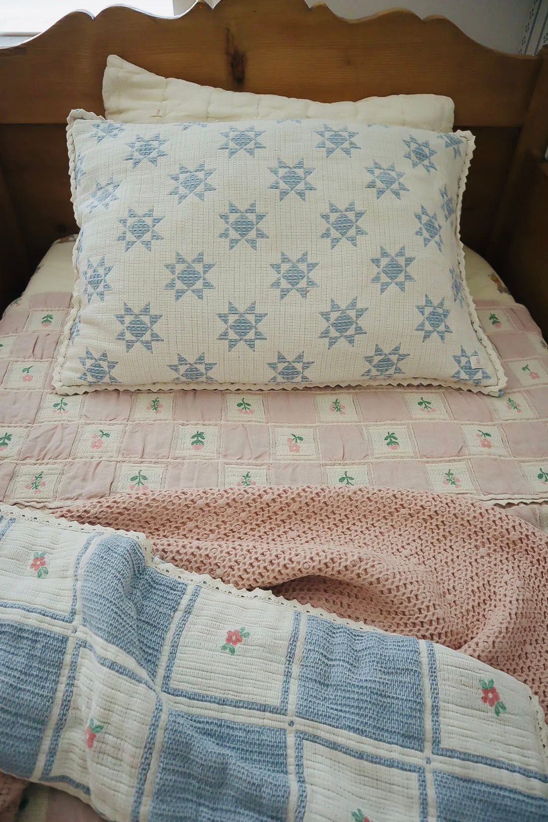 New Grain Fleur Twin Blanket