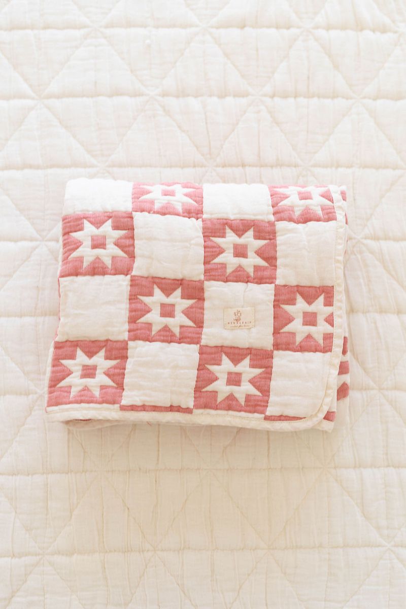 New Grain Homestead Twin Quilt - Ruby