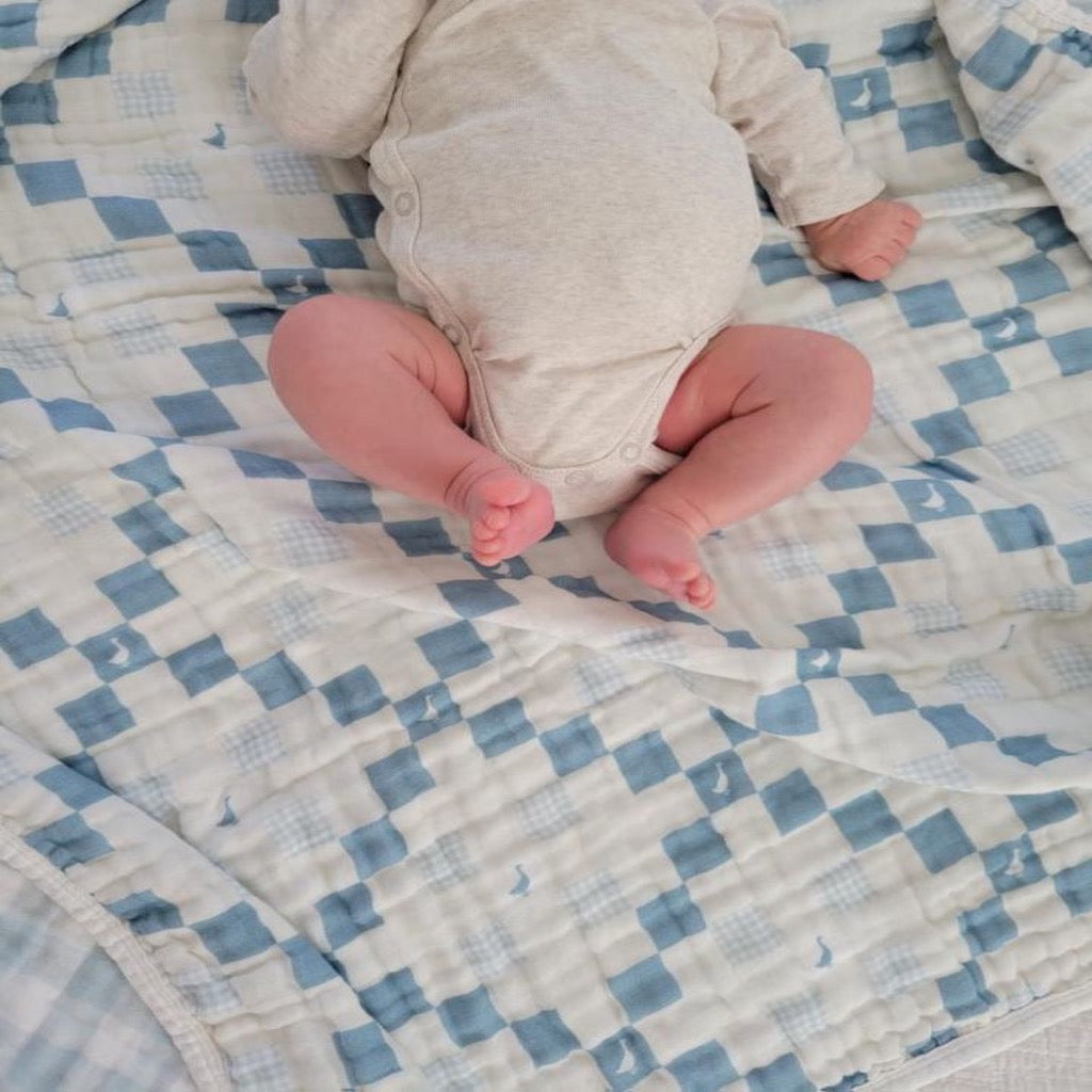 Ellie + Layne Grandma's Goose Quilt Gauze Blanket