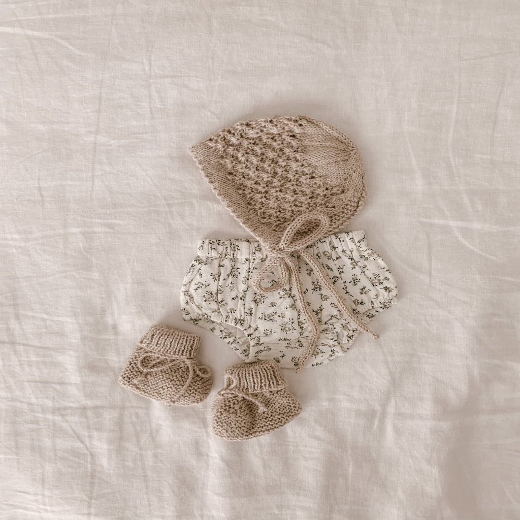 Blue Daisy Wares Genevieve Heirloom Knit Bonnet in Latte