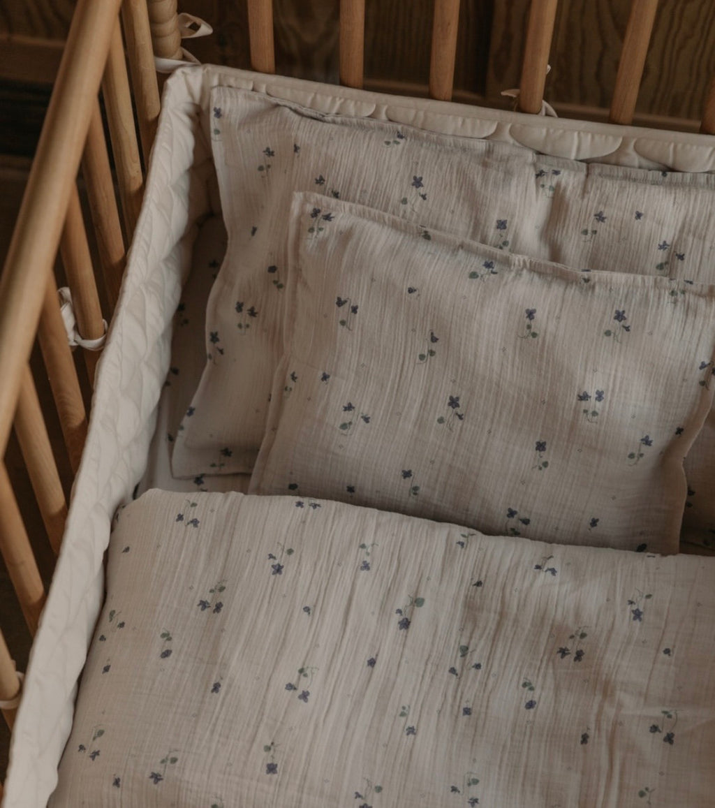 Garbo & Friends Viola Cot Bed Set