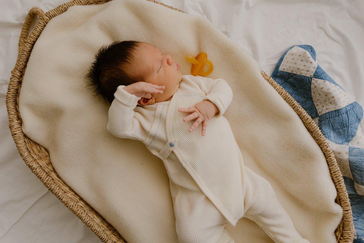 ferne baby Waffle Footed Hadagi - Ecru with Ice