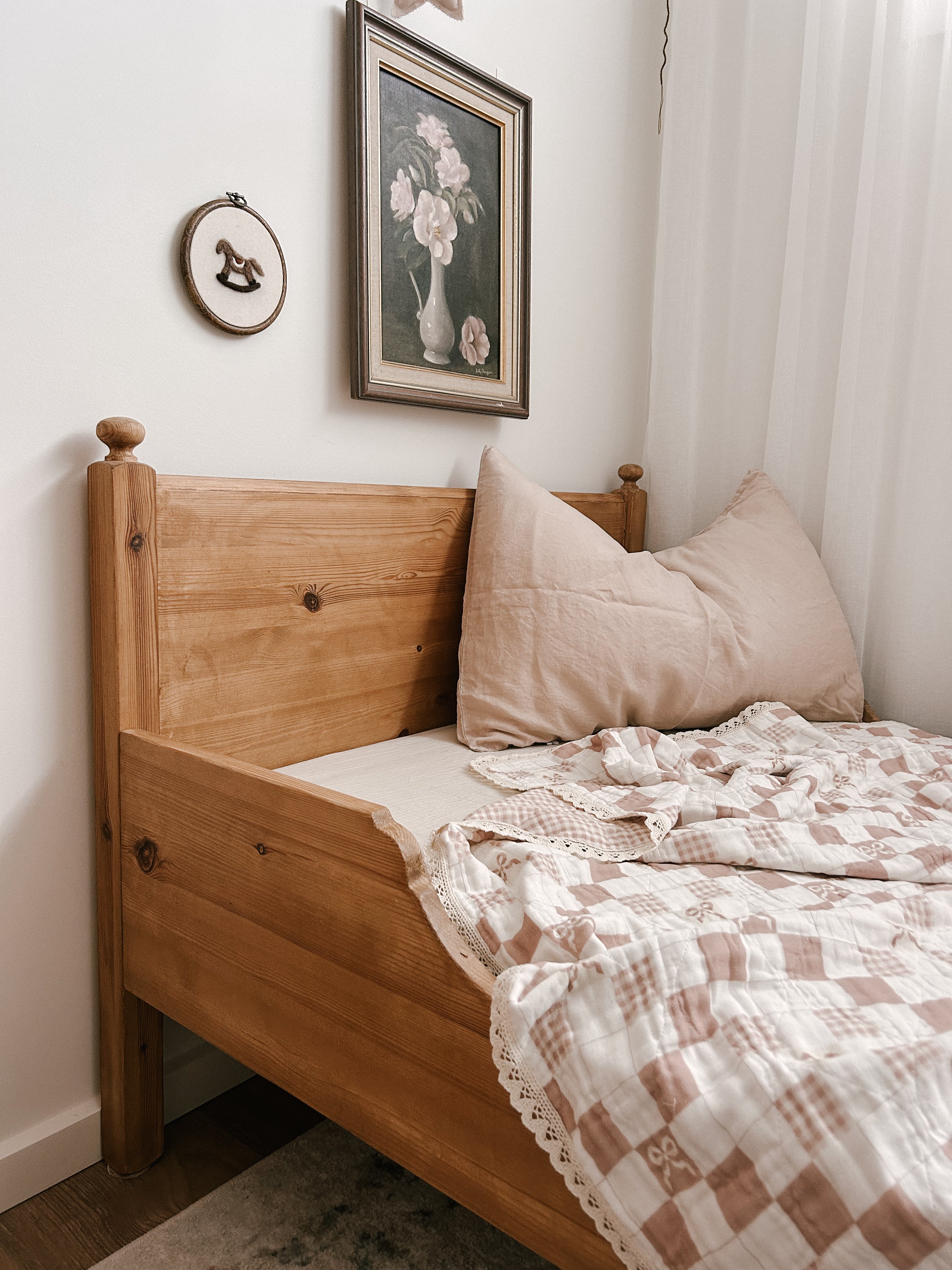 Ellie + Layne Big Kid Blanket - Pink Bows and Gingham