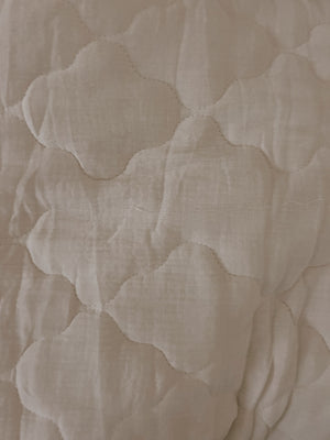 Quilted Blanket in Cream Muslin with Ruffles - Damaged