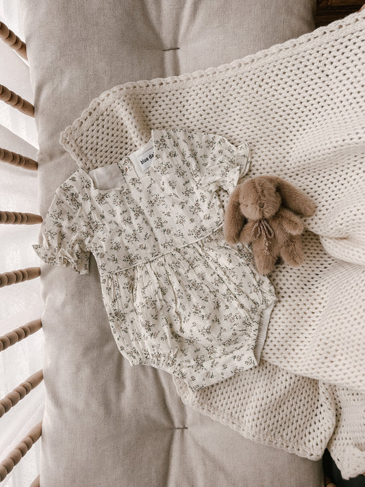 Blue Daisy Wares Baby Gift Hamper - Darling Buds Newborn Girl Outfit