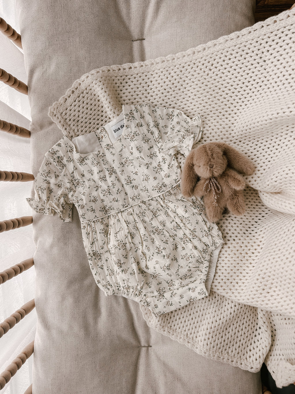 Baby Gift Hamper - Darling Buds Newborn Girl Outfit