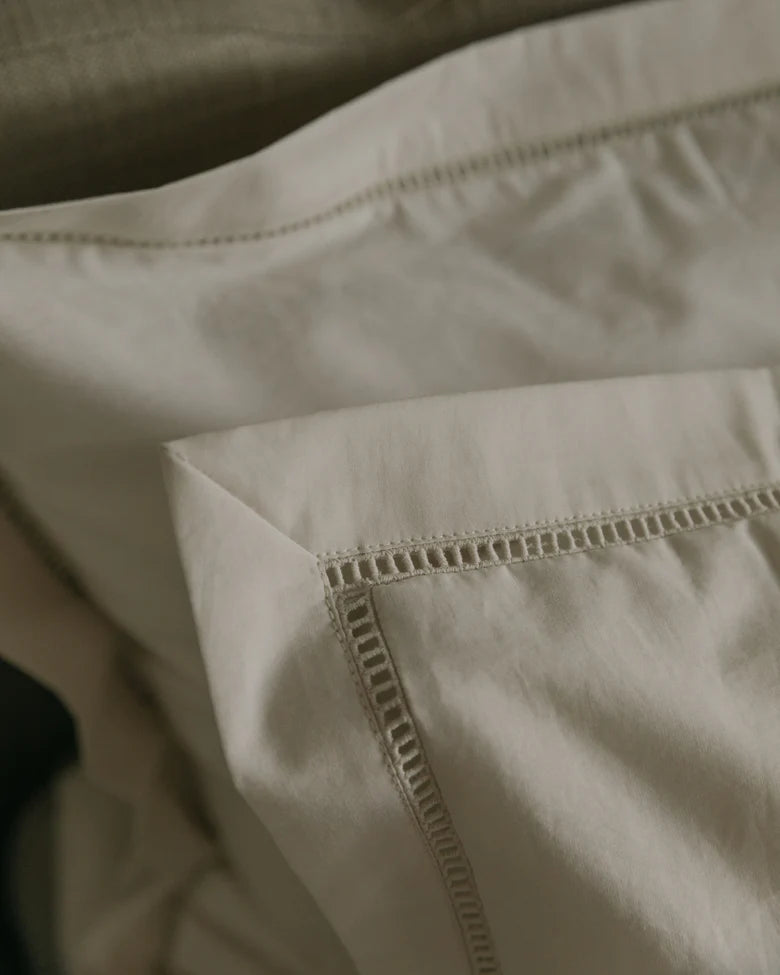 Garbo & Friends Ladder Lace Pillowcase in Pearl