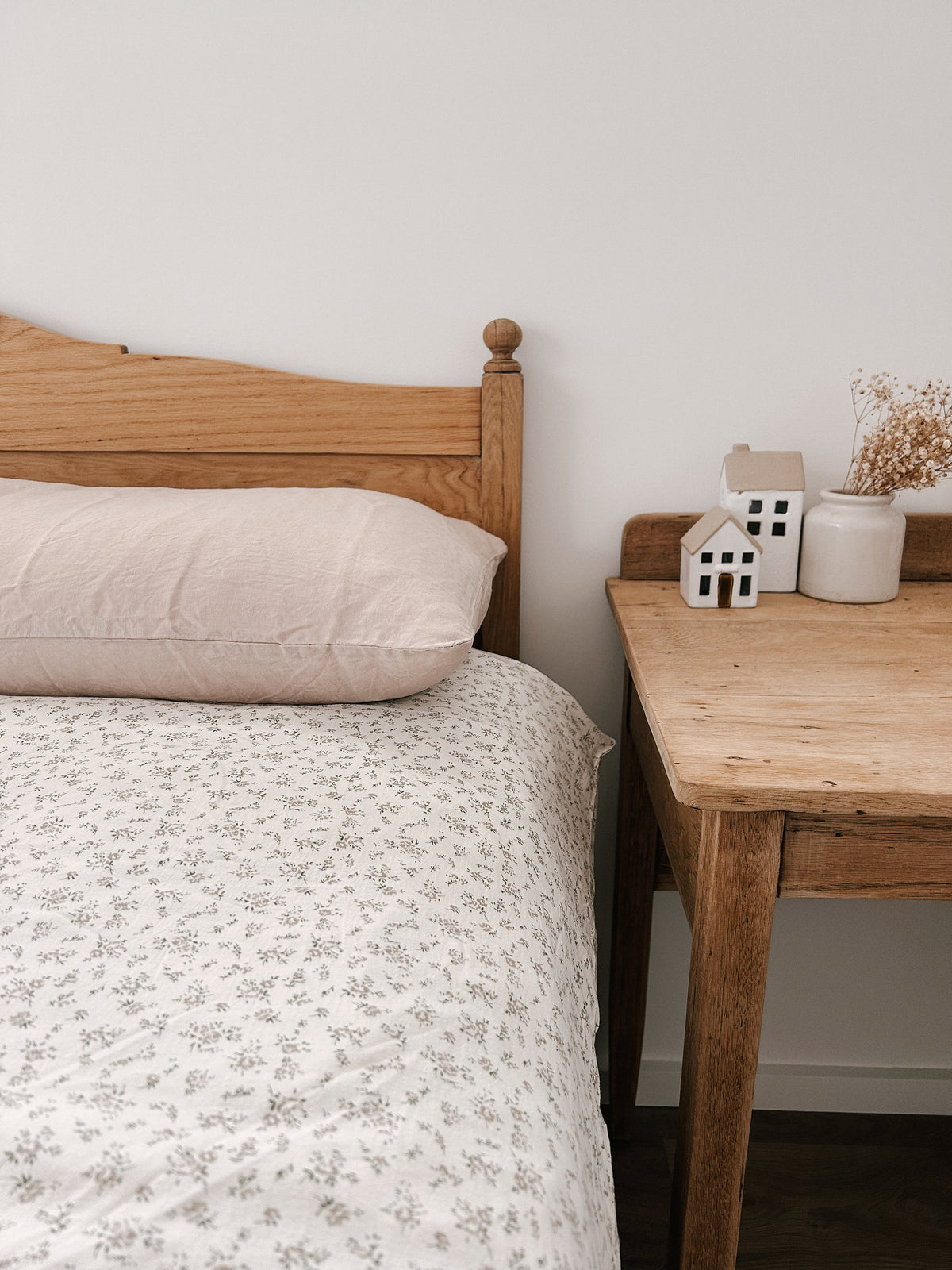 Blue Daisy Wares Double Bed Quilt Cover in Darling Buds Floral