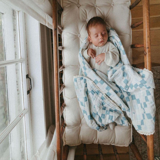 Ellie + Layne Grandma's Goose Quilt Gauze Blanket