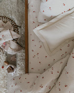 Garbo & Friends Poppy Seersucker Fitted Cot Sheet