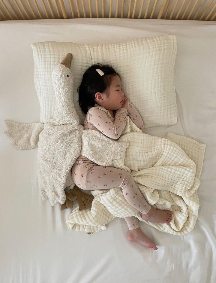 Organic Gauze Cotton COT Blanket in COCONUT CREAM