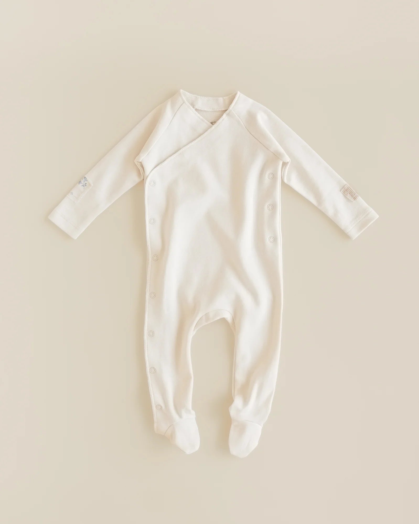 ferne baby Dove White Footie - Bluet Floral