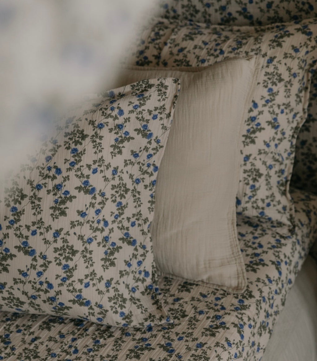 Garbo & Friends Dainty Muslin Pillowcase