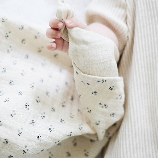 Poudre Organic Swaddle in Blue Serf