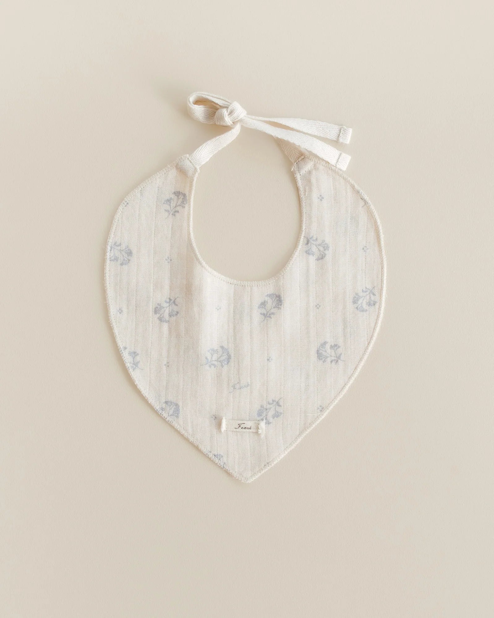 ferne baby Drool Bib - Bluet Floral