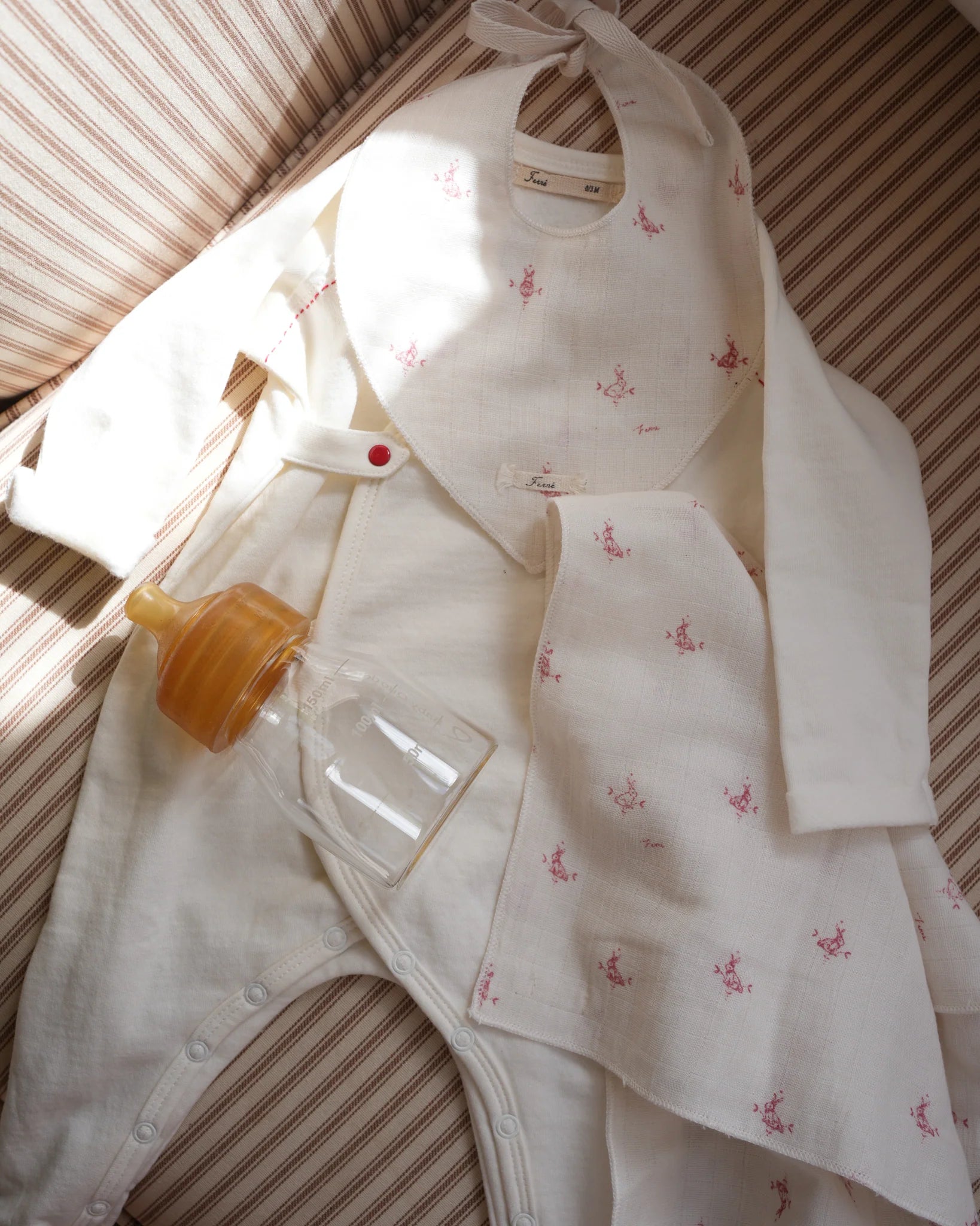 ferne baby Drool Bib - Folk Bunny