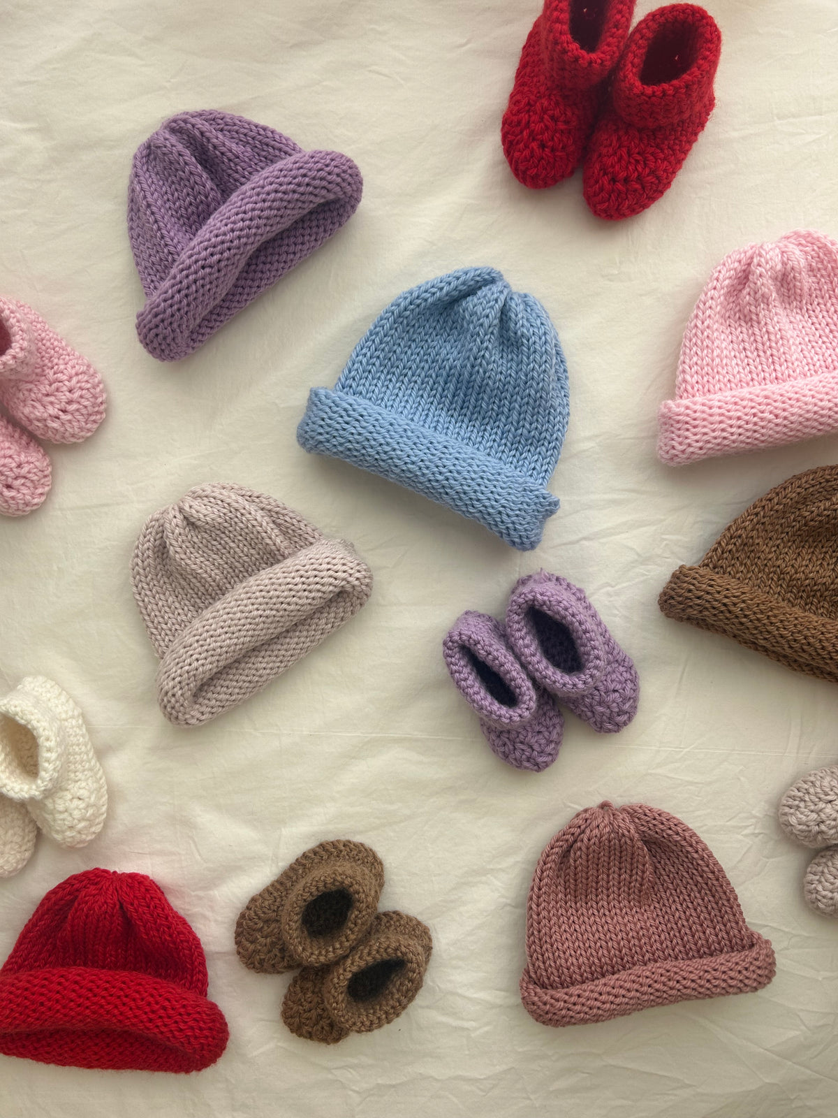 Blue Daisy Wares Baby Beanie and Booties Set