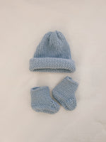 Blue Daisy Wares Baby Beanie and Booties Set