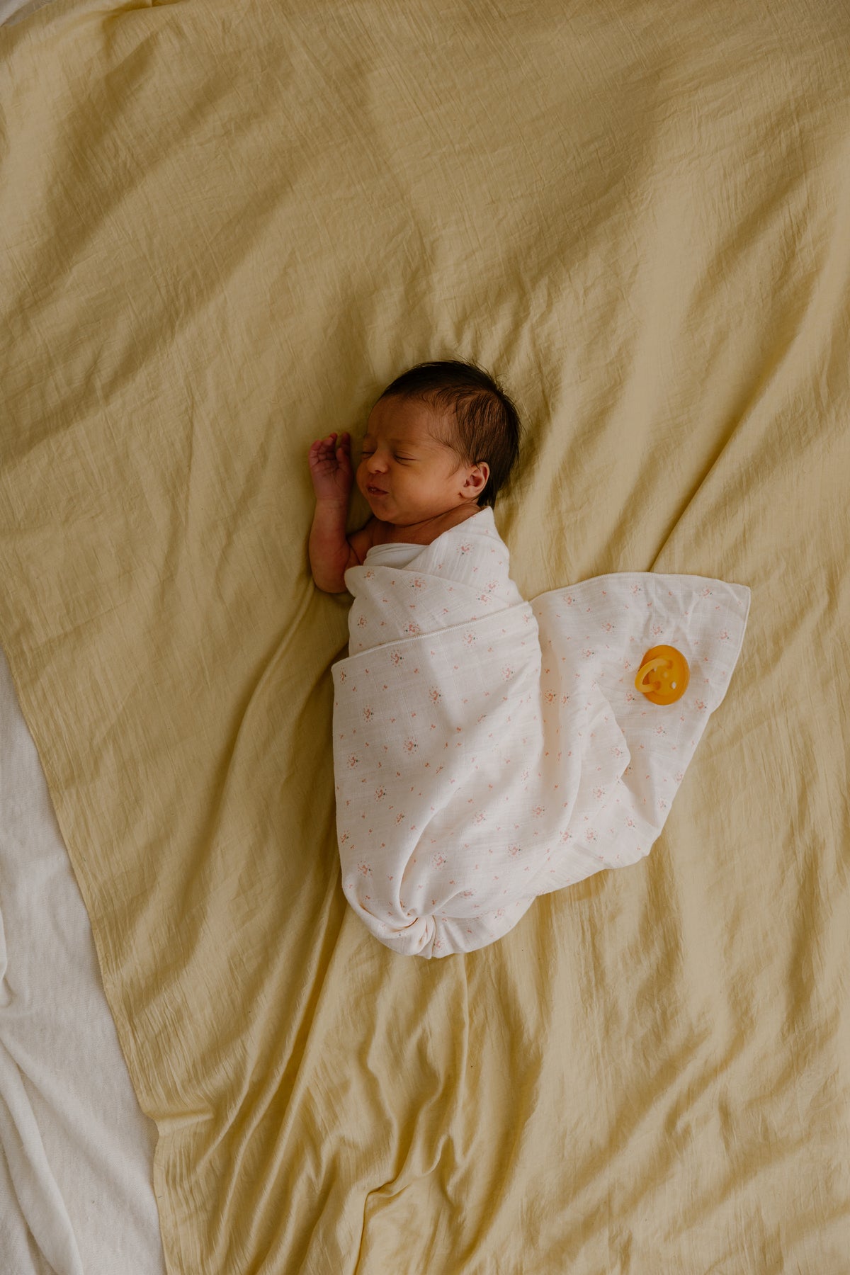 ferne baby Swaddle - Pink Calico