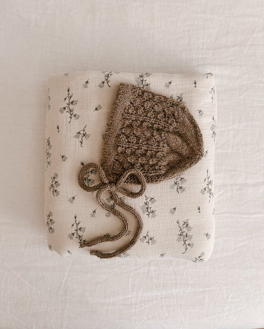 Blue Daisy Wares Fern Heirloom Knit Bonnet in Nougat