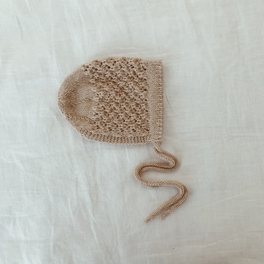 Blue Daisy Wares Genevieve Heirloom Knit Bonnet in Latte