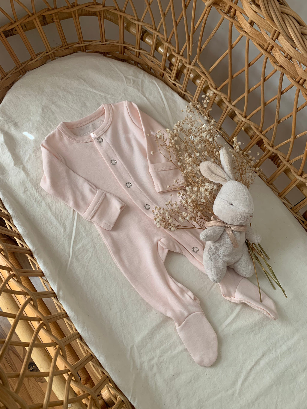 L'ovedbaby Organic Snap Footie in Blush